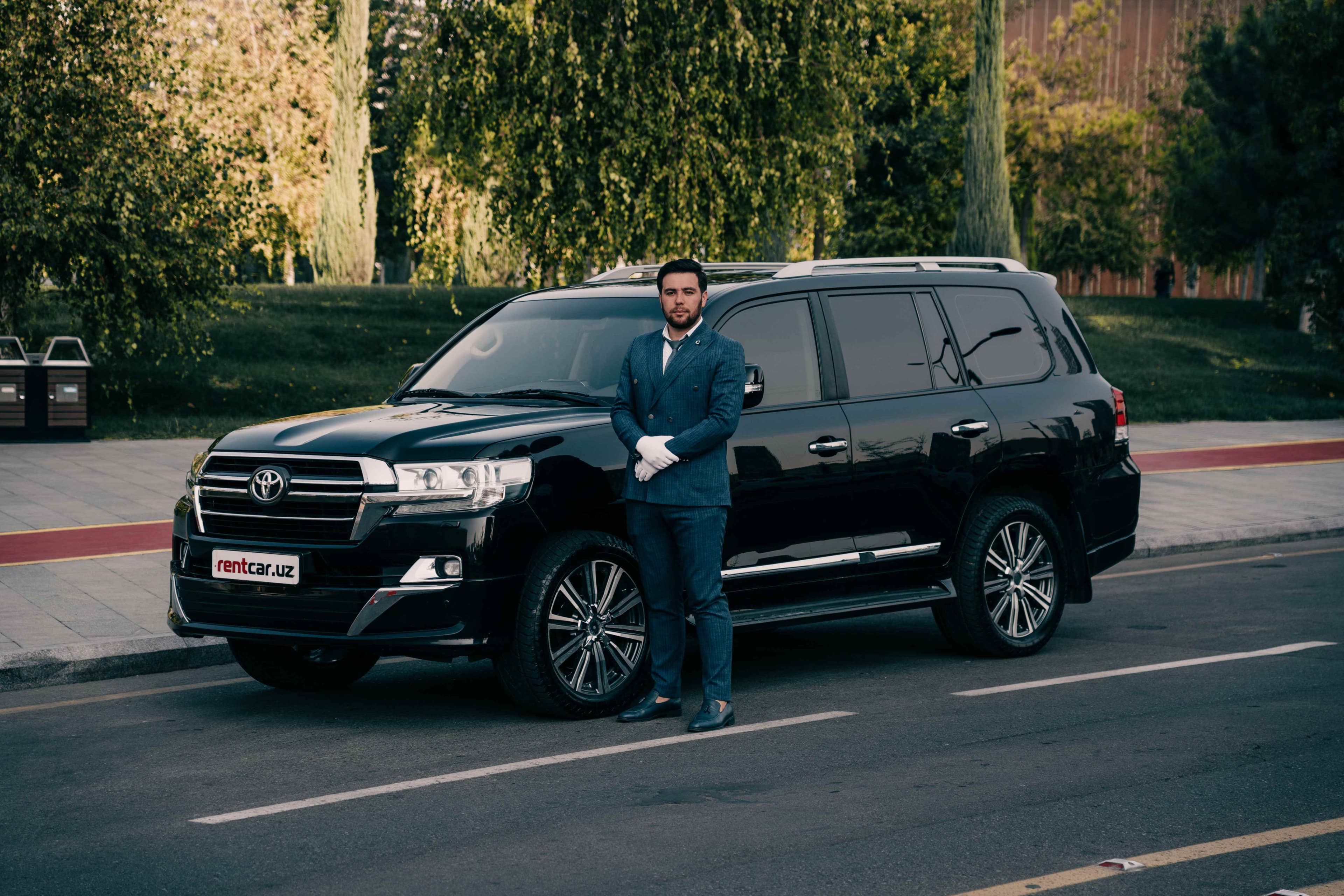 TOYOTA LAND CRUISER 200